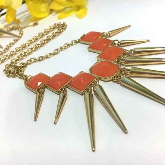 3/$29! Long Orange Gold Statement Necklace Spikes - Picture 2 of 8